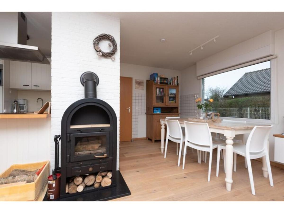 Quiet Location Yet Close To The Beach And Center Large Enclosed Garden Renesse Exterior photo